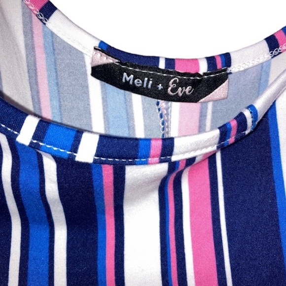 Women’s Long Short Sleeve Striped Dress - Picture 6 of 6